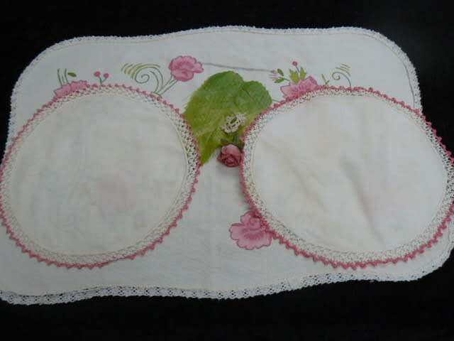 3 PIECE DOILIE SET COTTON
