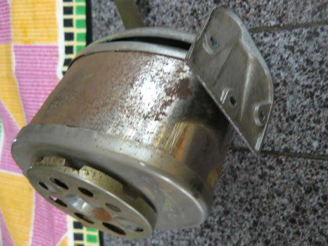 VINTAGE SCHOOL OLD PENCIL SHARPENER COLLECTABLE ITEM