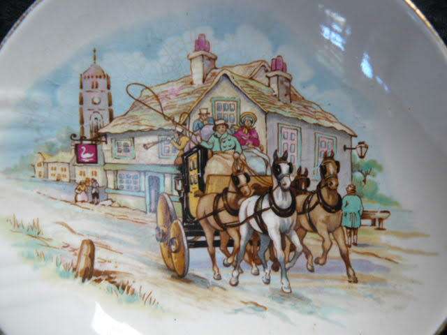 ROYAL WINTON SNACK DISH