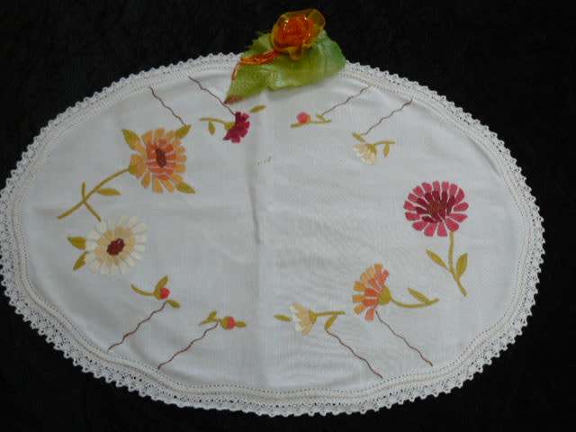 TRAY CLOTH VINTAGE COTTON  WITH HAND CROCHETED EDGE