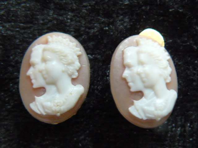 CAMEO FASHION EARRINGS