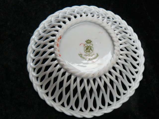 MOST STUNNING PORCELAIN DISH WITH GOLD RIM