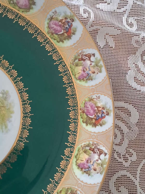 Imperial Bavaria 32cm diam hand painted Fragonard platter STUNNING!!!!!!!
