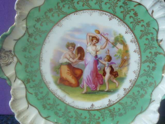 VICTORIA CARLSBAD AUSTRIAN HAND PAINTED PLATE 22 CC