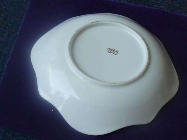 PORCELAI PLATE MADE IN JAPAN