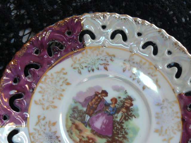 PORCELAIN DUO WIH MOTHER OF PEARL EFFECT STUNNING