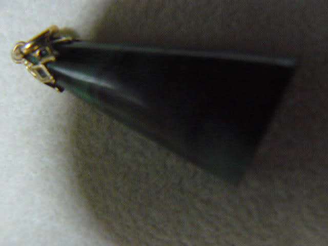 MALACHITE HEALING STINE PENDANT