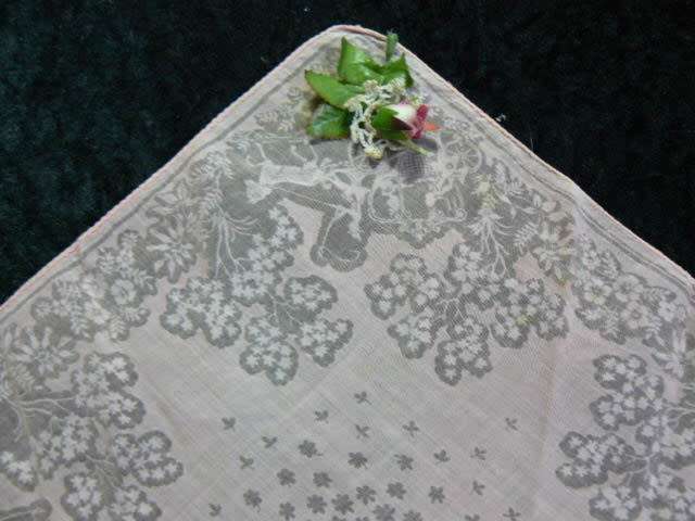 HANKIE PINK VINTAGE COTTON WITH CINDERELLA AND COATCH PRINT LOVELY