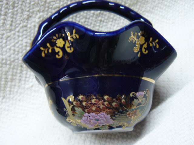 PORCELAIN BASKET WITH LOVELY PATTERN - GOLD TRIMINGS XXL XININGGLIAN JAPANESE