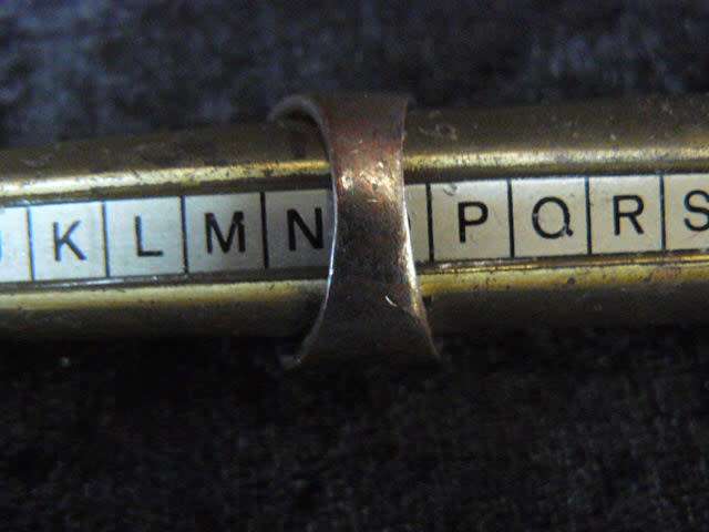 SILVER TONED FASHION RING WITH BLING S0 PRETTY