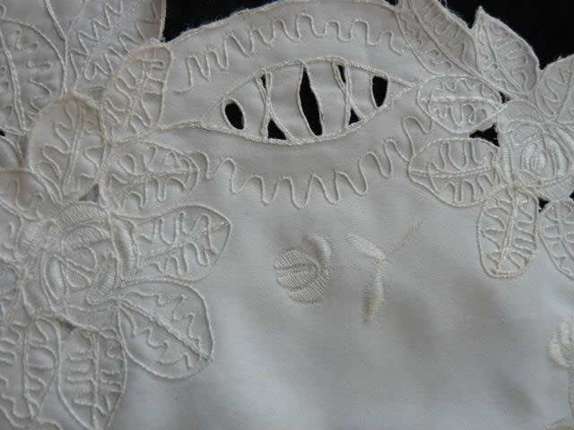 2 X SATIIN DOILIES WITH EMBROIDERY