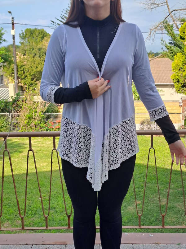 Vintage like netting and crocheted top plain but pretty