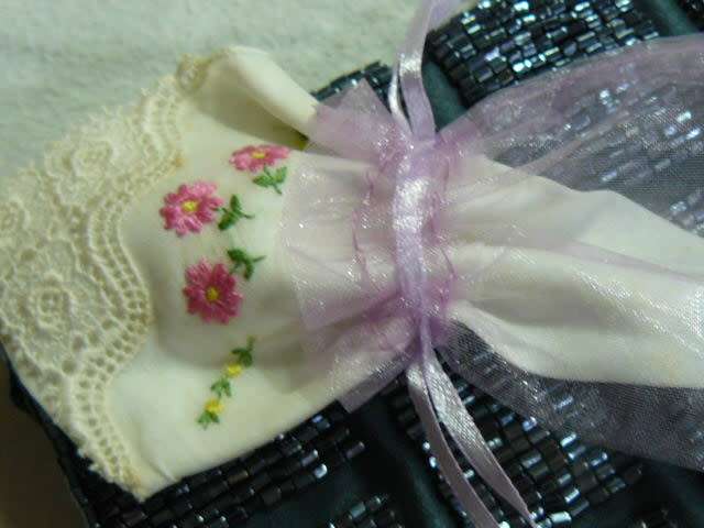 VINTAGE CLUTCH BAG SATIN COMES WITH CHAIN AND VINTAGE HAND EMBROIDERED COTTON HANKIE WITH LACE