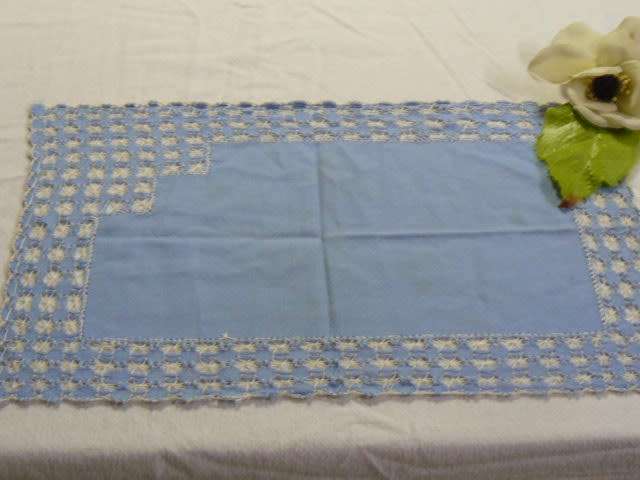 VERY INTERESTING VINTAGE TRAY CLOTH