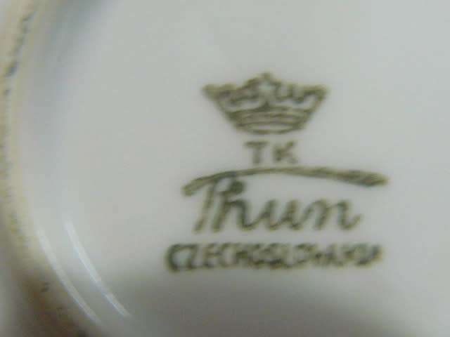 PORCELAIN CAKE PLATE CHECOSLOWAKIA 26.5 CM DIAMETER NO DAMAGE - OR PLATTER