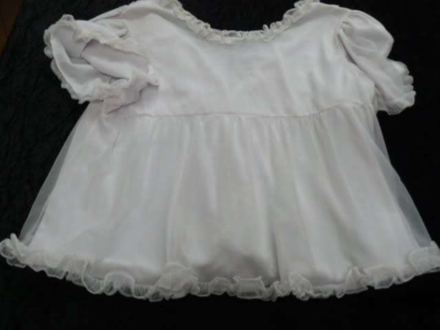 VINTAGE BED AND COTTON HANKIE