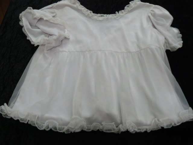 VINTAGE BED AND COTTON HANKIE