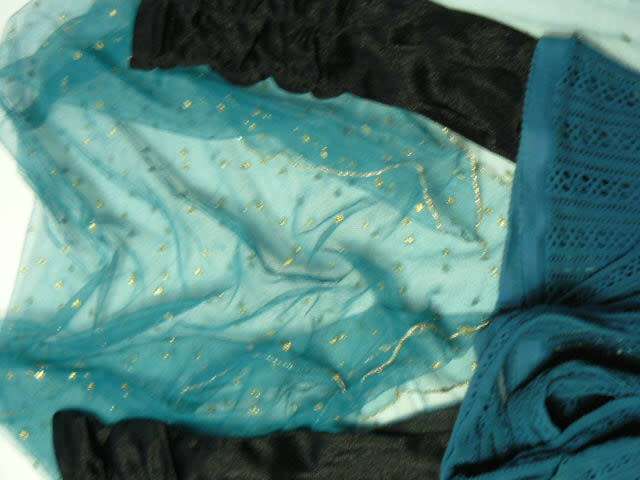 VINTAGE SCARVE VINTAGE BLACK GLOVES FUNKY STOCKINGS WITH PATTERN M