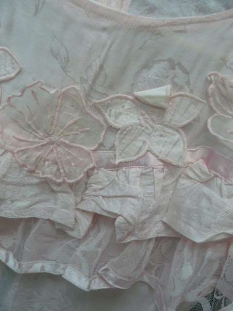 VINTAGE LADIES PINK TOP STUNNING