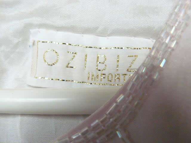VINTAGE LADIES TOP VERY PPRETTY