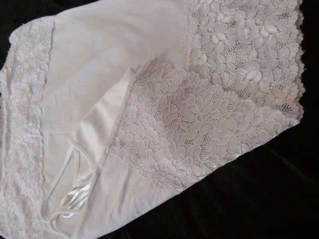 VINTAGE COTTONTIO WITH LACE WITH GIFT