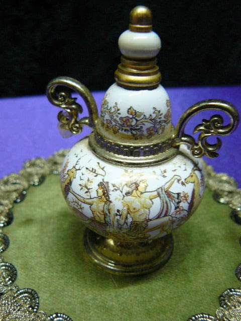 PERFUME BOTTLE REFILLABLE PORCELAIN