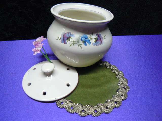 CERAMIC POT PORIE HOLDER