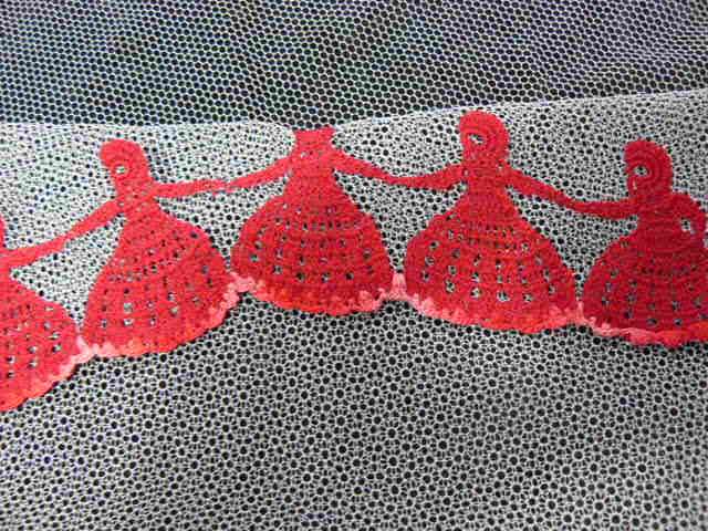 VINTAGE FOOD NET WITH CHROCHETED HAND WORK