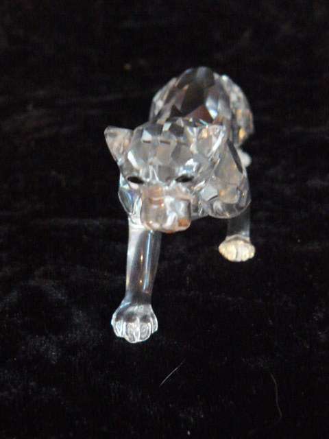 SWAROVSKI LEOPARD / CHEETA RETIRED IN BOX 2OO4 DESIGNED BY MICHAEL STAMEY MINT CONDITION