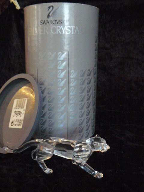 SWAROVSKI LEOPARD / CHEETA RETIRED IN BOX 2OO4 DESIGNED BY MICHAEL STAMEY MINT CONDITION