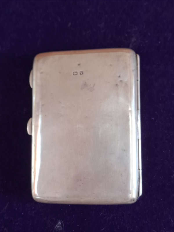 SILVER hallmarked Birmingham 1945 cigarette/card case !!!!!