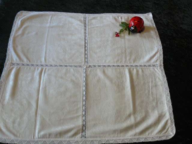TABLE CLOTH VINTAGE WITH HAND CROCHETER WORK 88 CM X  94 CM