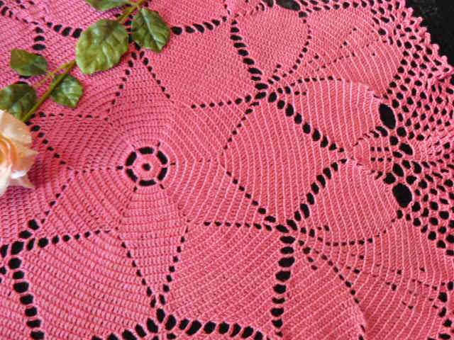 TABLE CLOTH VINTAGE  HAND CROCHETED PINK COTTON 65 CM