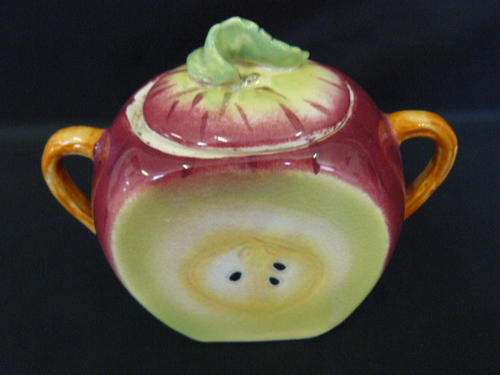 COLLECTABLE SUGAR BOWL