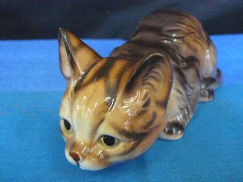 COLLECTABLE OLD CAT