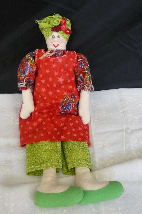 OLD FASHIONED RAG DOLL