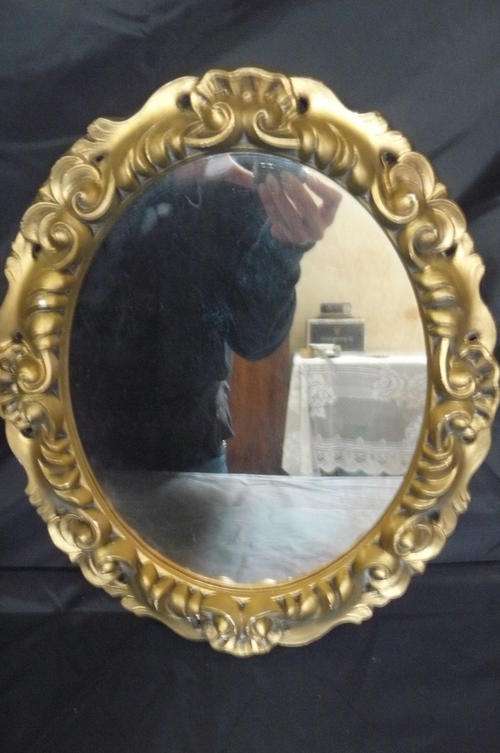 OVAL MIRROR