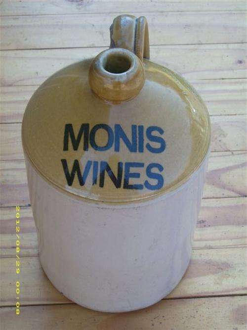 1 Gallon Monis Wine Decanter