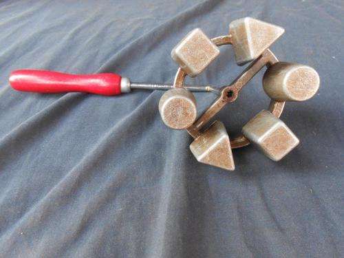 VINTAGE SNACKLE MAKER