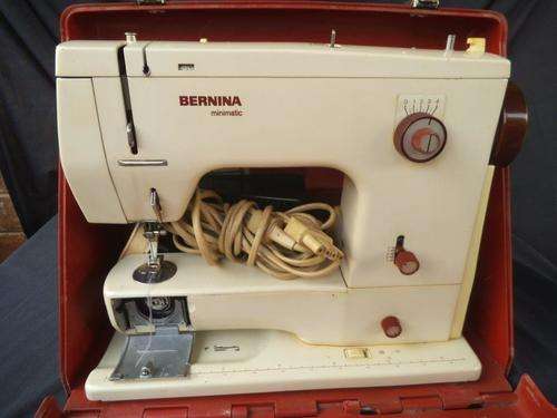 VINTAGE BERNINA MINIMATIC 807 SEWING MACHINE