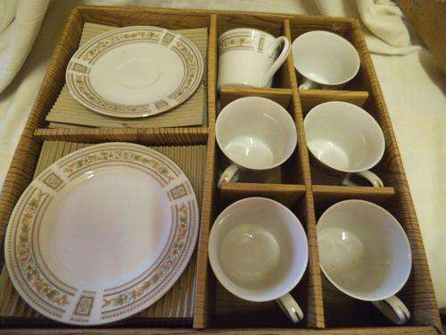 SAKI FINE CHINA JAPAN TEA SET