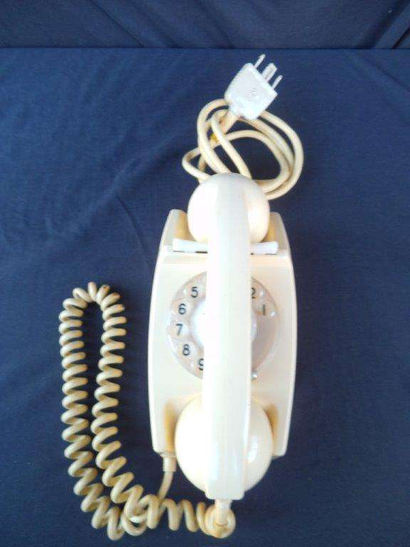RETRO TELEPHONE