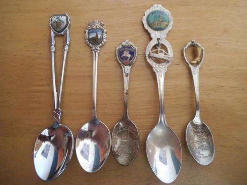 COLLECTORS SPOONS FROM OVER THE WORLD