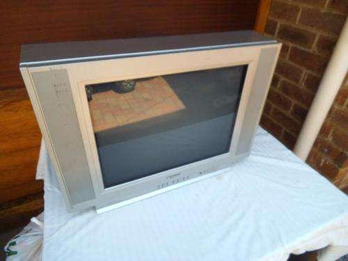 SANSUI SV2188 54cm COLOUR TV