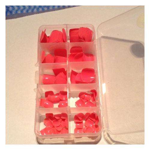 TOE NAILS 100PC