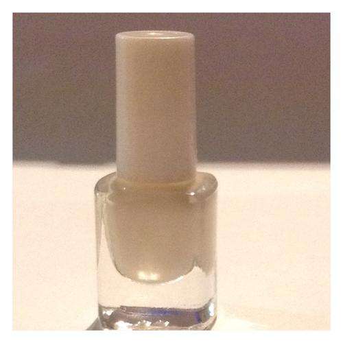 NAIL POLISH