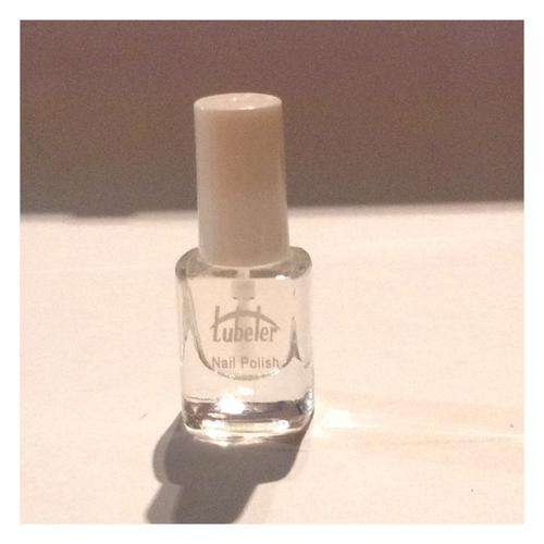 NAIL POLISH