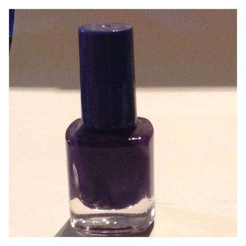NAIL POLISH