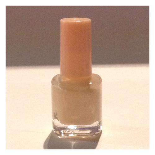NAIL POLISH