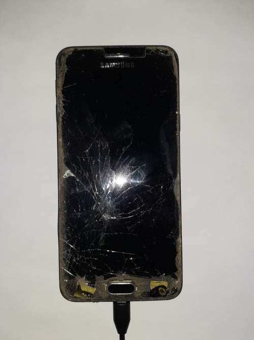 J5 Prime LCD damaged